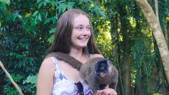 Bénévolat avec primates Lemur Conservation Associate