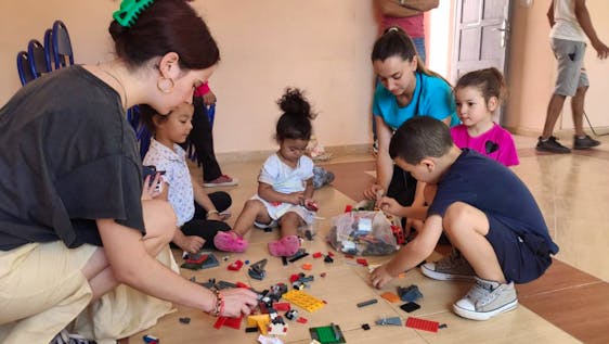 Volunteer in Northern Africa Teaching and recreational activities with children