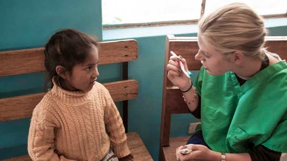 Medical Volunteer in Costa Rica Dental Assistant for Local Communities