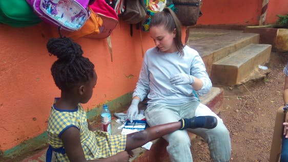 Freiwilligenarbeit in Uganda Caregiver Supporter