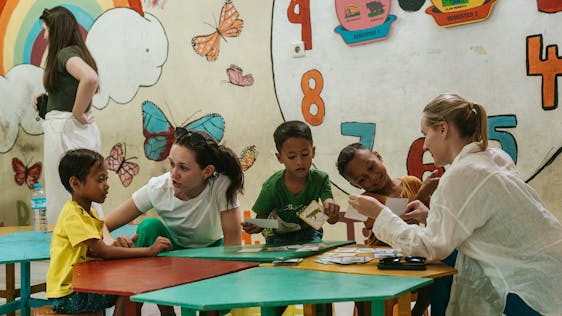  Bali Childcare Volunteers
