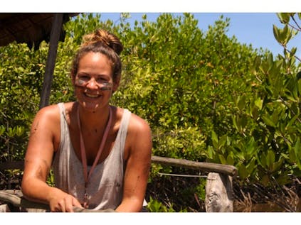  Mangrove Environmental Conservation Supporter