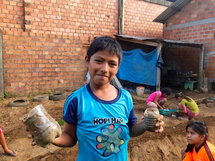  School Support - Tutor in Bolivian Amazon