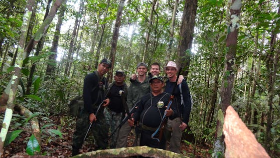 Volontariato nella Foresta Amazzonica Amazon Survival Tour Guide