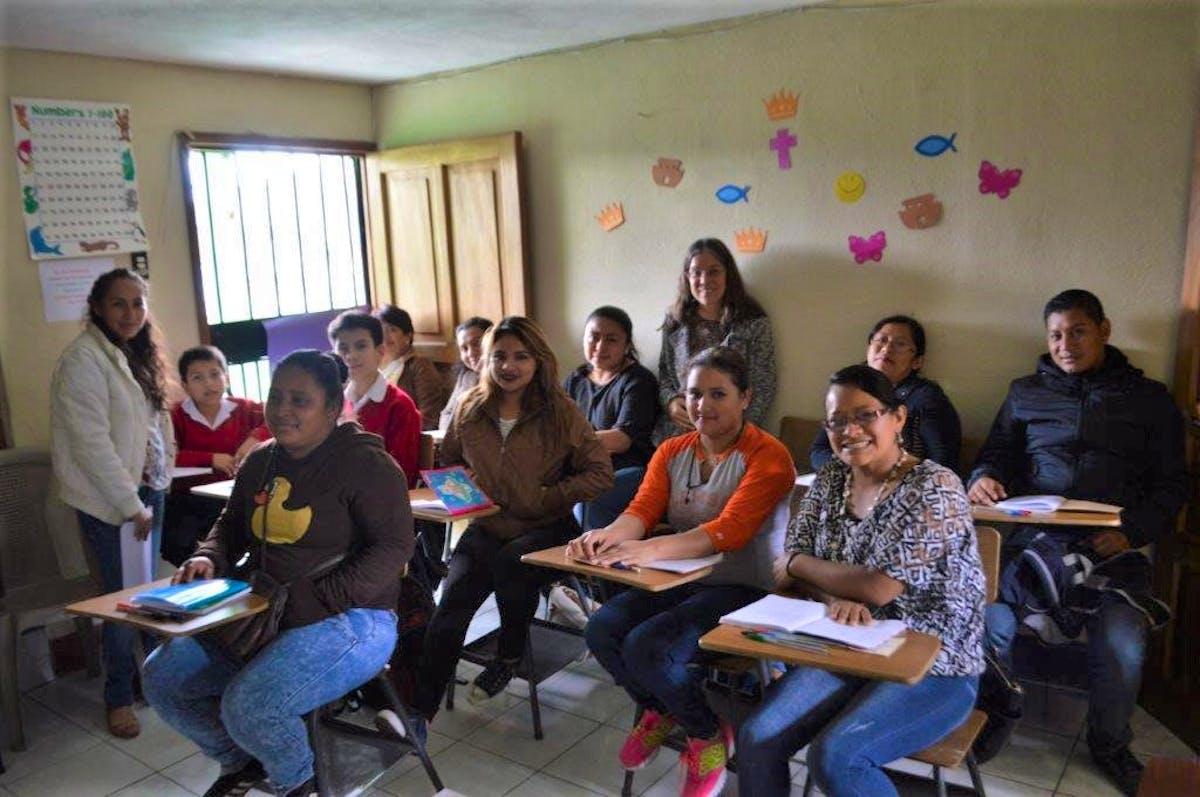 English Teaching to Kids and Adults Volunteer in Guatemala 2024