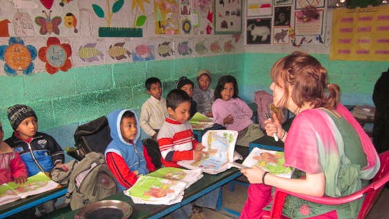 Freiwilligenarbeit im Himalaya-Gebirge Kindergarten English Teaching