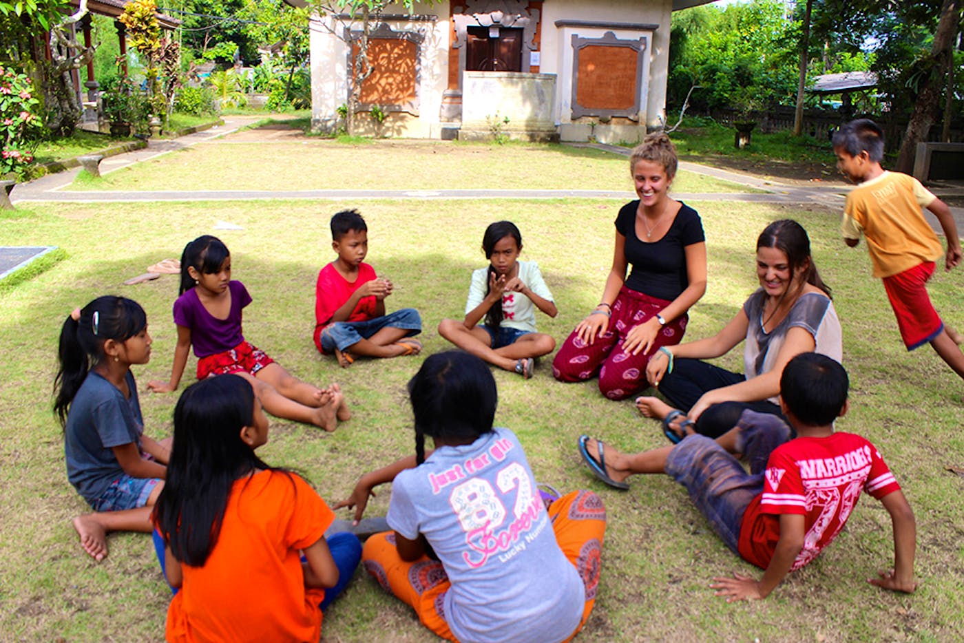 Teaching Placement In Local Schools | Volunteer In Indonesia 2025