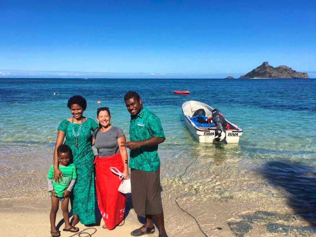 island-teaching-school-development-volunteer-in-fiji-2024