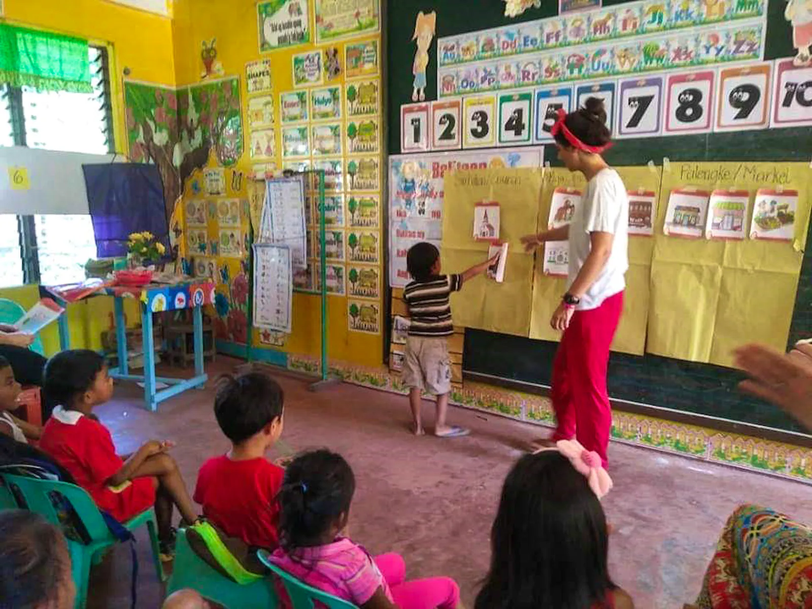 Kindergarten English Teacher Volunteer in the Philippines 2024