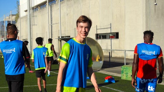 Volontariato in un Progetto Sportivo Football Assistant and Community Supporter