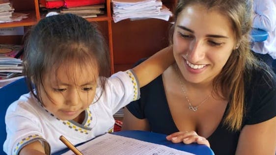  Ecuador English Teaching Volunteers