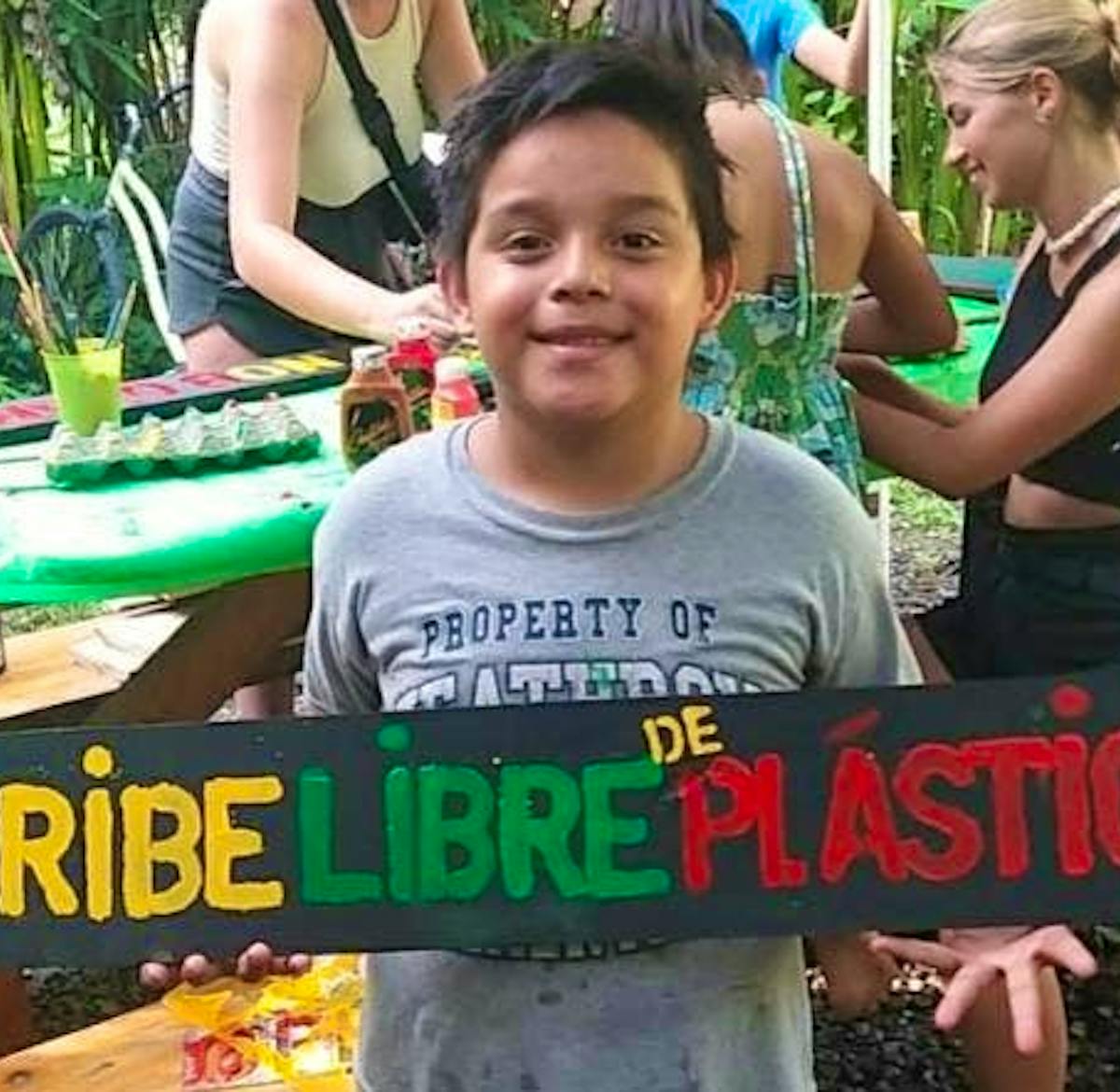 Plastic Free and Recycling Campaign Supporter Volunteer in Costa Rica