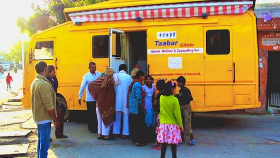 Volunteering in India Medical Mobile Ambulance Assistant