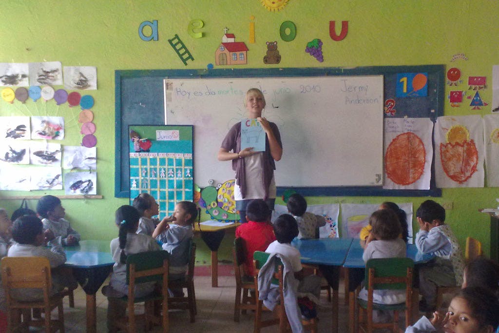 Volunteer work in education on the Galapagos