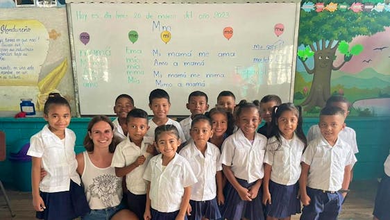 Freiwilligenarbeit in Honduras Teaching and Primary School Support