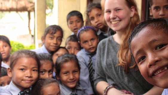 Voluntariado no Nepal Childcare Support & Help