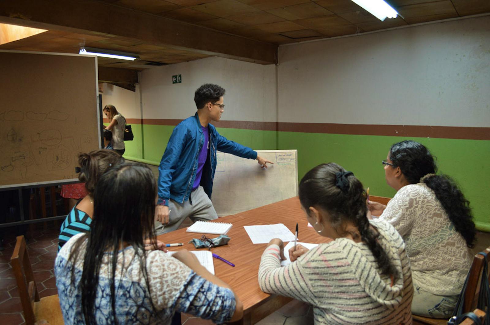 Teach English to Adults & Children Volunteer in Costa Rica 2024