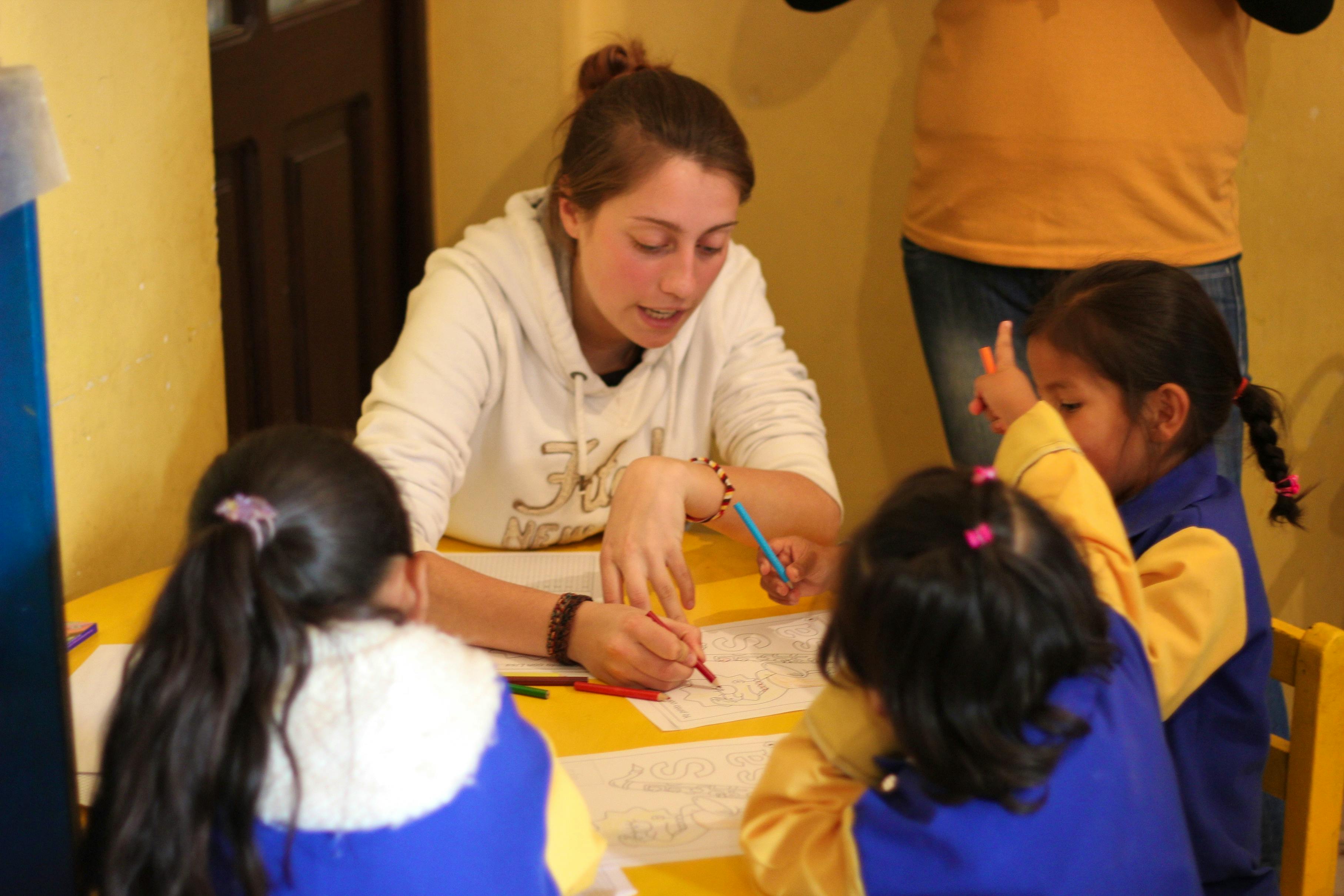 Volunteer work with children in Bolivia