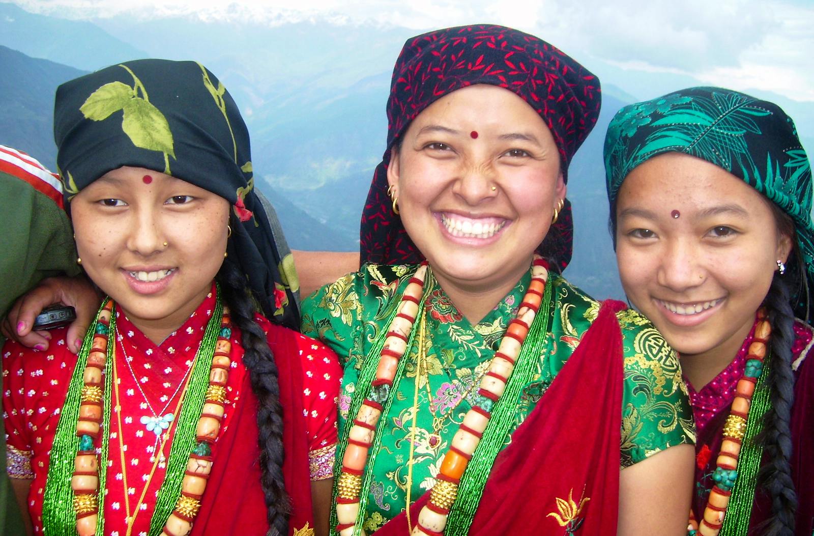 Teaching and Trekking on top of the World | Volunteer in Nepal 2024
