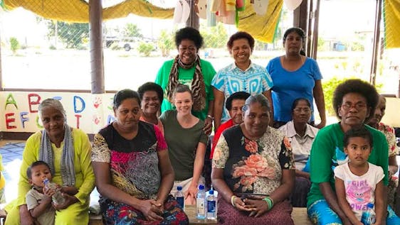Voluntariado em Fiji Support Woman & Children Commune