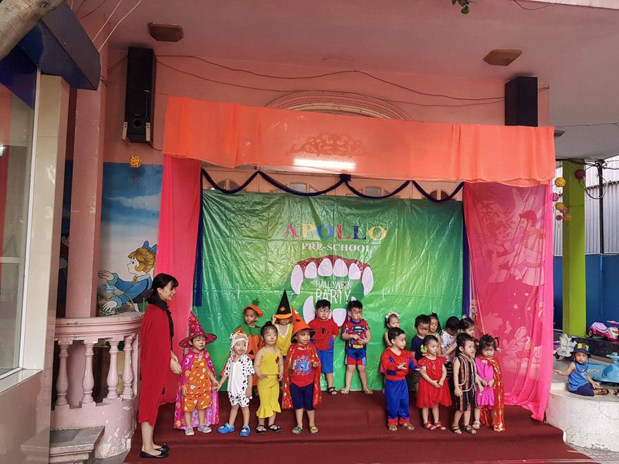 Assistant In Local Kindergartens Volunteer In Vietnam 2024   School Party   Students Show Ho Chi Minh 