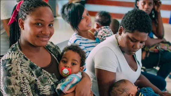Help empower young Dominican mothers