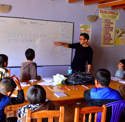 Teach English to Vulnerable Communities | Volunteer in Peru 2024
