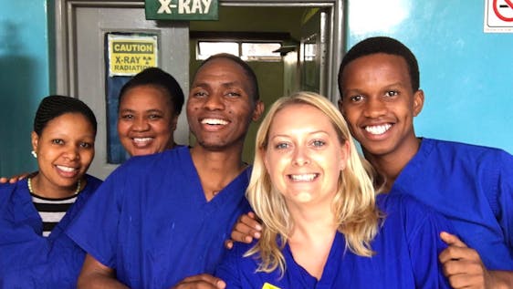 Praktika in Tansania Hospital Medical Assistants